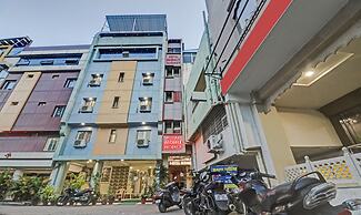 Treebo Mohit Regency