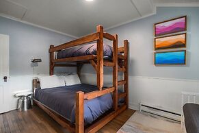 128 Spruce Street 2 Bedroom Home by RedAwning