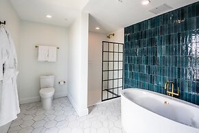 Hotel Versailles