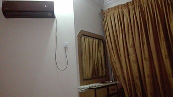 Seven Ways Hotel And Restaurant