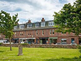 Rosebery Place in the Heart of Gullane