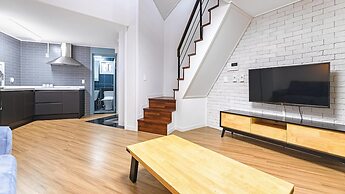 Jeju Eseutteuleya Pension