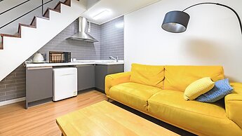 Jeju Eseutteuleya Pension