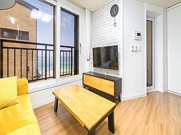 Jeju Eseutteuleya Pension