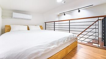 Jeju Eseutteuleya Pension