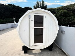 Ocean View/ Rooftop sauna &BBQ/ 12 People/PADEL 2F