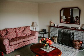 Remarkable 3-bed House in Isle of Lewis