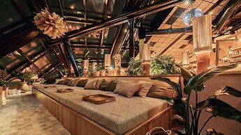 Jacy'z Hotel & Resort