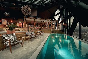 Jacy'z Hotel & Resort