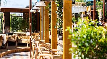 Jacy'z Hotel & Resort