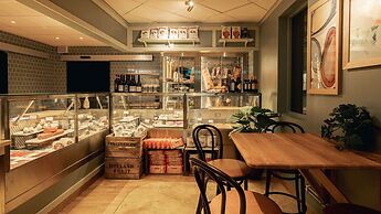 Jacy'z Hotel & Resort