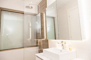 Full renovated adorable apt in Athens