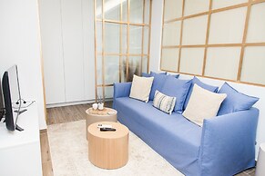 Full renovated adorable apt in Athens