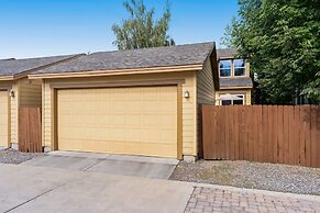 Old Mill Proxi 2 Bedroom Townhouse by RedAwning