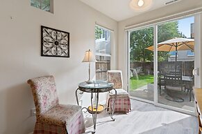 Old Mill Proxi 2 Bedroom Townhouse by RedAwning