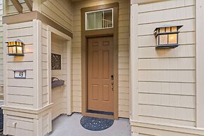 Old Mill Proxi 2 Bedroom Townhouse by RedAwning