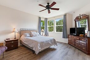 Old Mill Proxi 2 Bedroom Townhouse by RedAwning