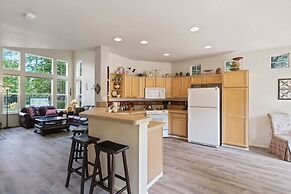 Old Mill Proxi 2 Bedroom Townhouse by RedAwning