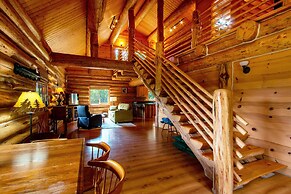 The Log Cabin 2 Bedroom Home by RedAwning