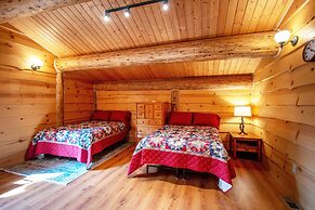 The Log Cabin 2 Bedroom Home by RedAwning