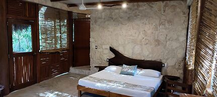 Aldea Maya-Ha Cabañas con cenotes