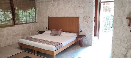 Aldea Maya-Ha Cabañas con cenotes