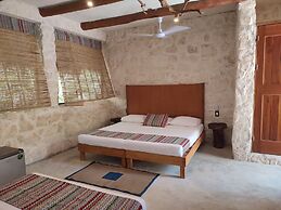 Aldea Maya-Ha Cabañas con cenotes