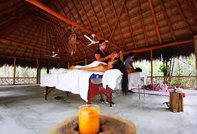 Aldea Maya-Ha Cabañas con cenotes