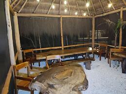 Aldea Maya-Ha Cabañas con cenotes