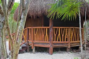 Aldea Maya-Ha Cabañas con cenotes