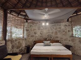 Aldea Maya-Ha Cabañas con cenotes