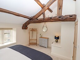 1 Grosvenor Farm Cottages