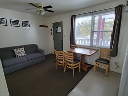 Mountain Springs Motel