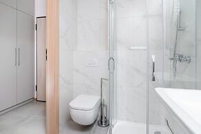 Wind Rose Apartments Wroclaw by Renters