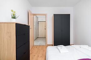 Wind Rose Apartments Wroclaw by Renters