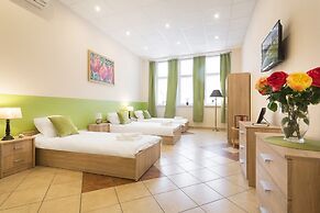 Apartments Poznan Polwiejska by Renters