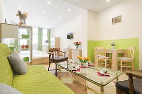 Apartments Poznan Polwiejska by Renters