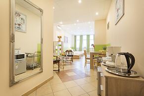 Apartments Poznan Polwiejska by Renters