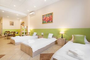 Apartments Poznan Polwiejska by Renters