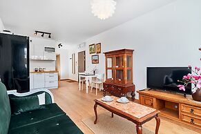 Vintage Apartment Wroclaw by Renters