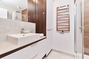 Nowa Teczowa Apartments by Renters