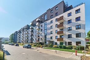 Nowa Teczowa Apartments by Renters