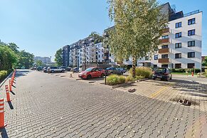 Nowa Teczowa Apartments by Renters