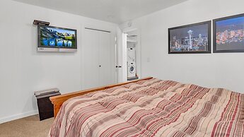 Diamond Peak Lane 20