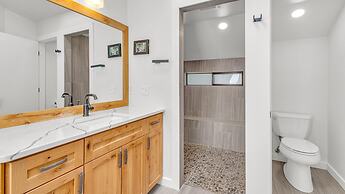 Diamond Peak Lane 20