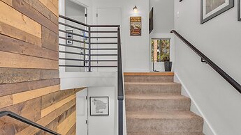 Diamond Peak Lane 20