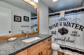 Diamond Peak Lane 20