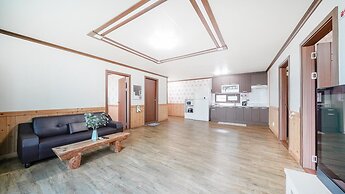 Suncheon Jeonmangjoeungot Pension