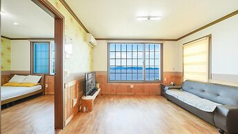 Suncheon Jeonmangjoeungot Pension