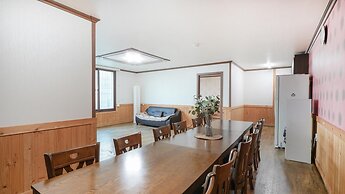 Suncheon Jeonmangjoeungot Pension